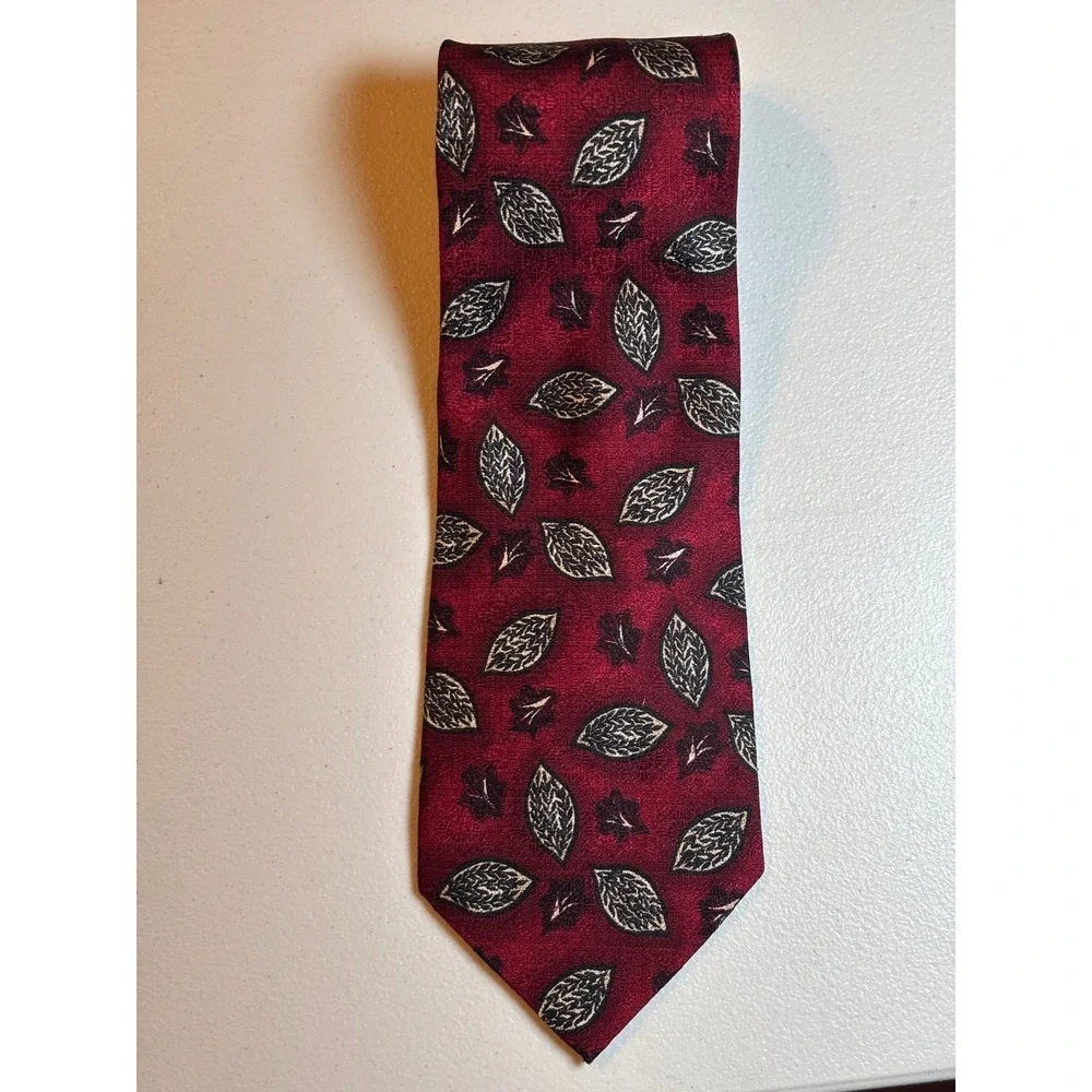 Robert Talbott Best of Class Guffey's‎ Red Leaf Silk Tie Necktie Mens Vintage
